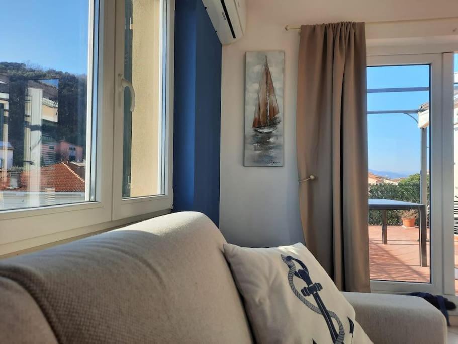 La Terrazza Sul Golfo Dei Poeti Con Vista Mare Apartman Pitelli Kültér fotó
