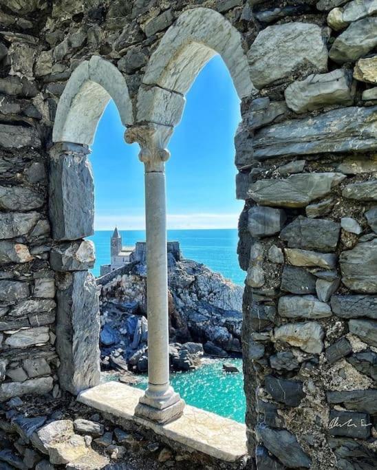 La Terrazza Sul Golfo Dei Poeti Con Vista Mare Apartman Pitelli Kültér fotó